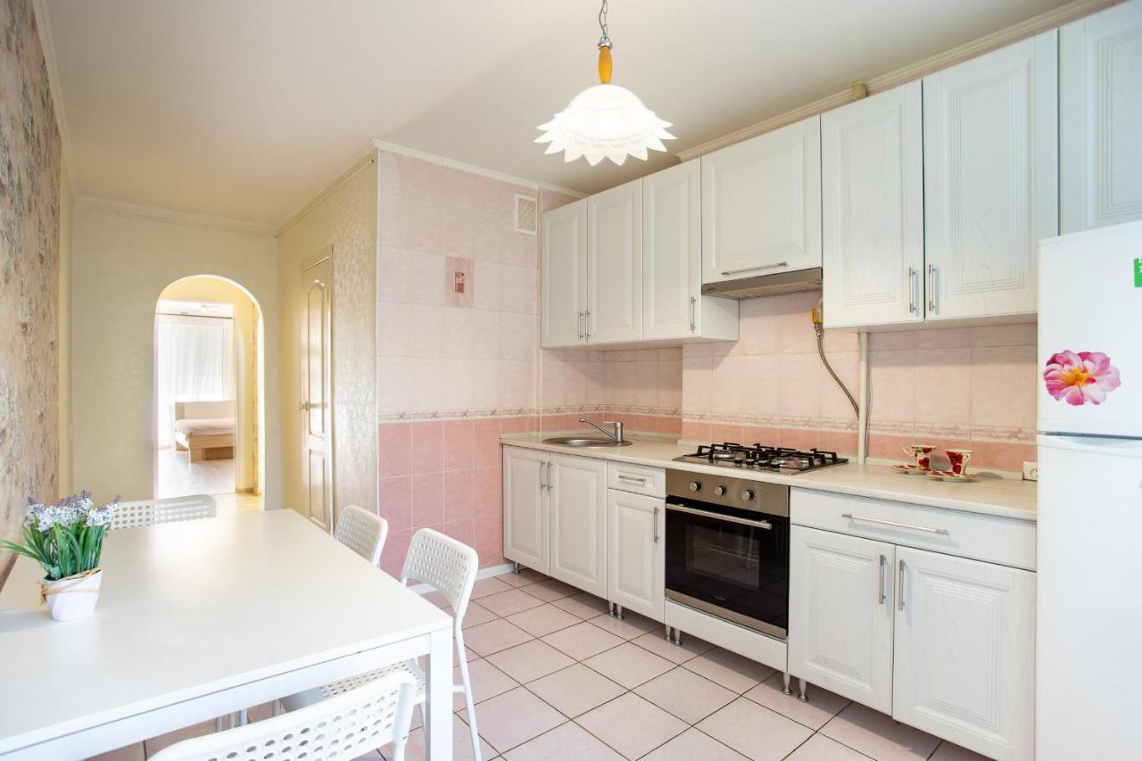 Apartment On Central Avenue-3 Slobodskaya Mykolaiv Dış mekan fotoğraf