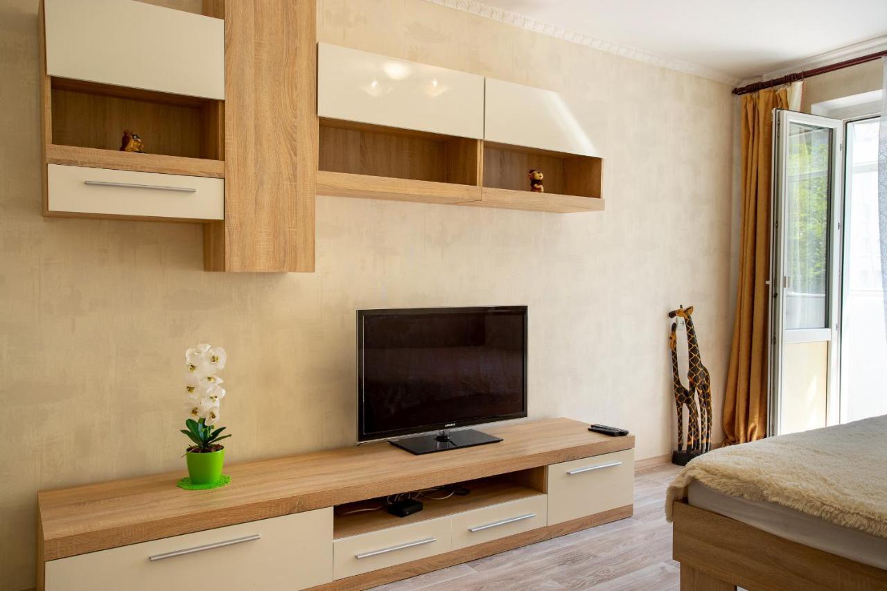 Apartment On Central Avenue-3 Slobodskaya Mykolaiv Dış mekan fotoğraf