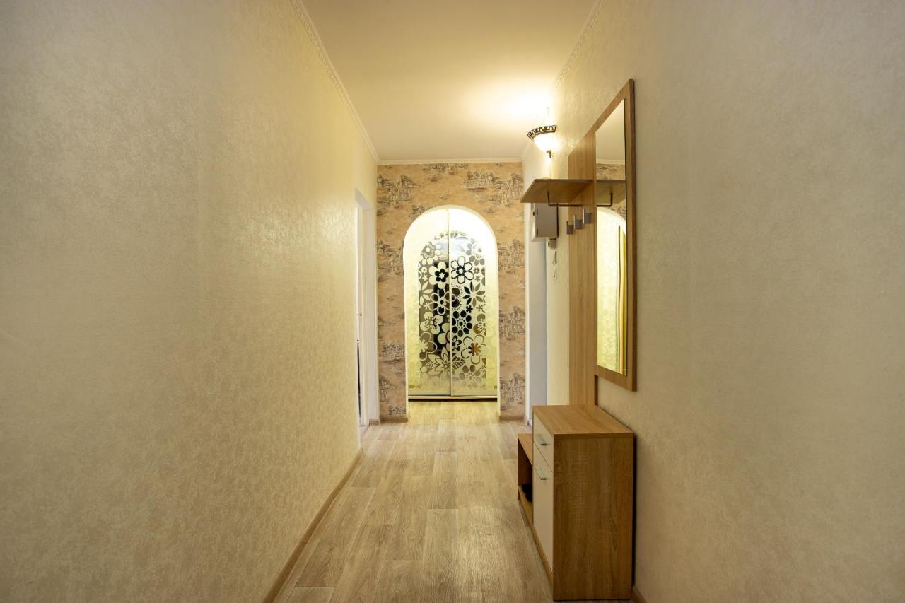Apartment On Central Avenue-3 Slobodskaya Mykolaiv Dış mekan fotoğraf